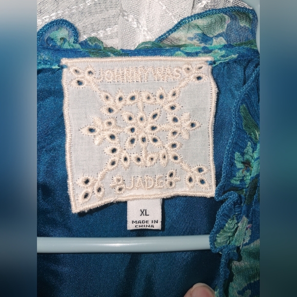 Johnny Was brand Women's size xl, Raquel Silk Mini Dress - Picture 7 of 11